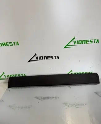Honda CR-V Front sill trim cover 84252SWAA012M1