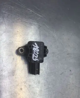Audi A4 S4 B7 8E 8H Airbag deployment crash/impact sensor 8P0955557 019723020706