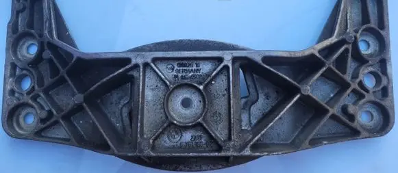 BMW 5 E60 E61 Gearbox mount 