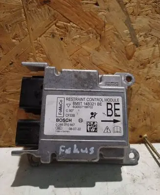 Ford Fiesta Airbag control unit/module 8M5T14B321BE 0285010567