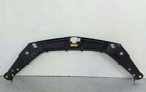 Mercedes-Benz S W222 Engine bonnet/hood lock trim molding A1668842922