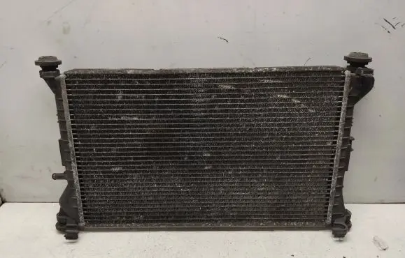 Ford Focus Coolant radiator 98aw8k160pf