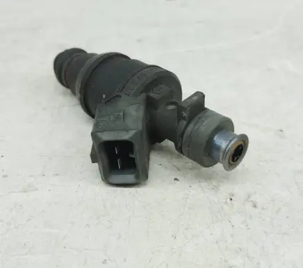 Fuel injector