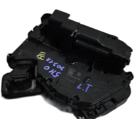 Volkswagen Golf VIII Lock set 5TA839015L