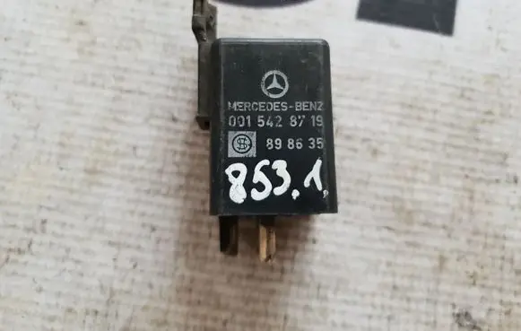 Mercedes-Benz C W202 Other relay A0015428719 0015428719