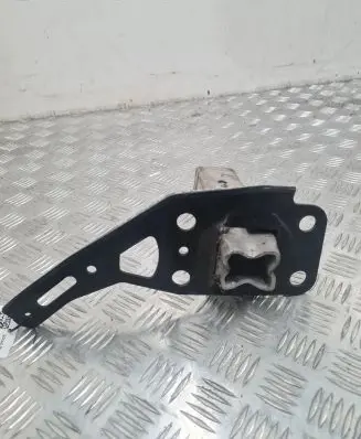 Audi A6 S6 C6 4F Front bumper shock/impact absorber 