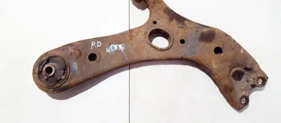 Toyota Auris 150 Front lower control arm/wishbone