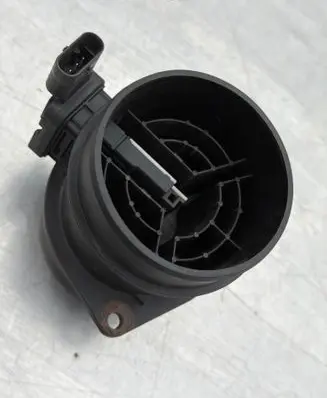 Mercedes-Benz Sprinter W906 Mass air flow meter A6519050500