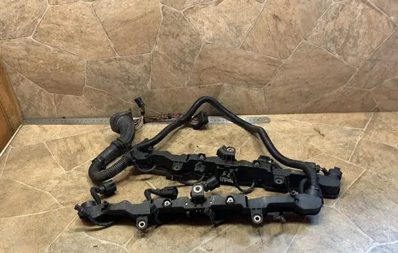 BMW 7 F01 F02 F03 F04 Fuel injector wires 537812