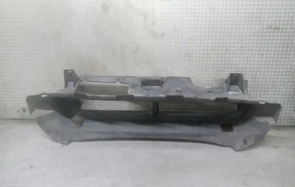 Volvo C30 Radiator cooling fan shroud 31214668