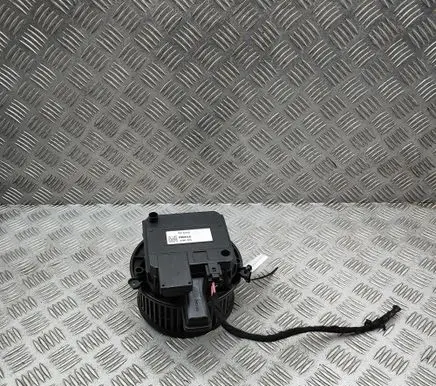 Audi A5 Heater fan/blower 4M2820021A CZ998007