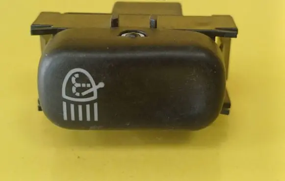 Mercedes-Benz E W210 Headlight washer switch 2108202210