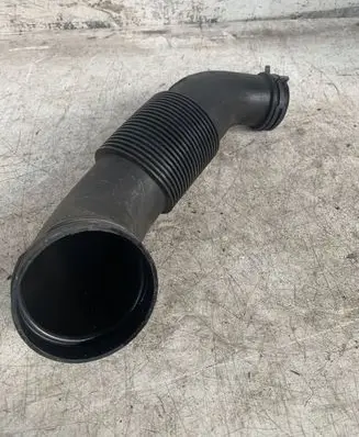 Audi Q7 4L Air intake duct part 7L6129627