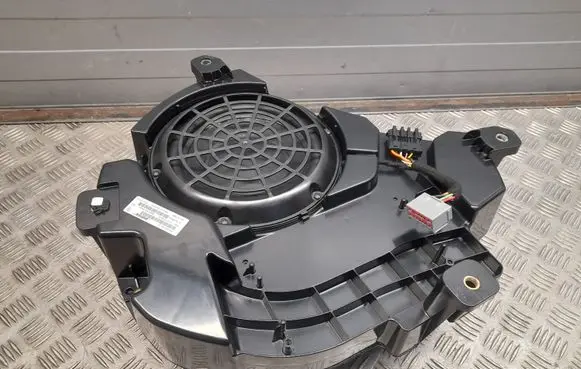 Porsche Cayenne (92A) Subwoofer speaker 7P5035481D
