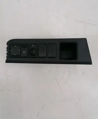 Nissan Note (E11) Wing mirror switch