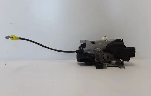 Volvo S90, V90 Front door lock 31349894