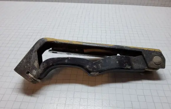 Volkswagen Transporter - Caravelle T5 Sliding door check strap stopper 7H0843414C