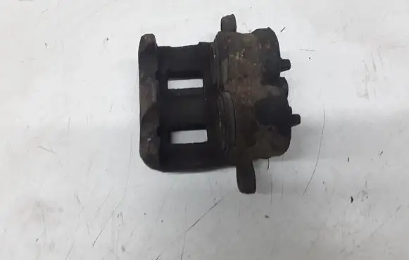 Mitsubishi Grandis Front brake caliper