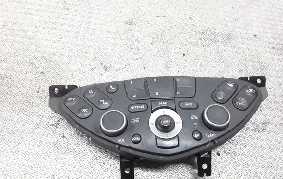 Nissan Primera Climate control unit 28395AV621