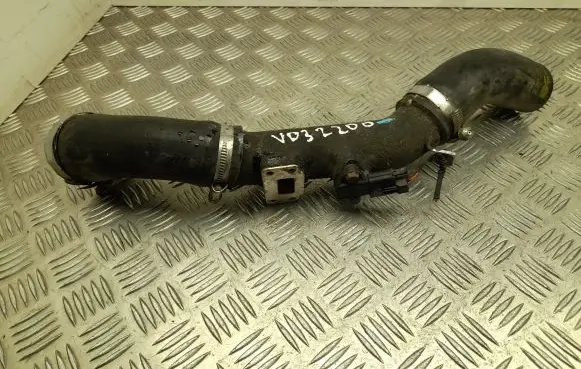 KIA Ceed Air intake hose/pipe 2828603010