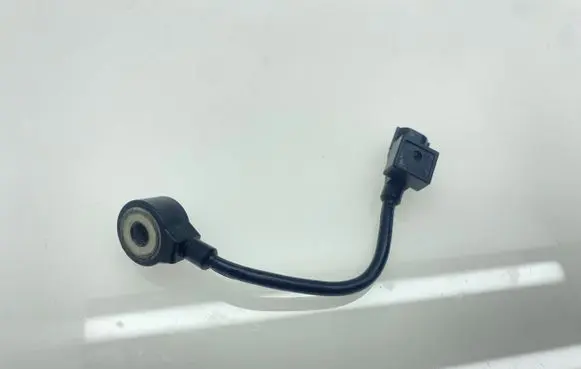 Subaru Legacy Detonation knock sensor KNE30