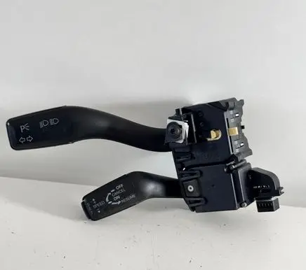 Audi A3 S3 A3 Sportback 8P Indicator stalk 8P0953513B