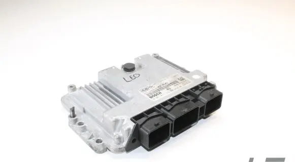 Ford Focus Engine control unit/module 8M5112A650XE