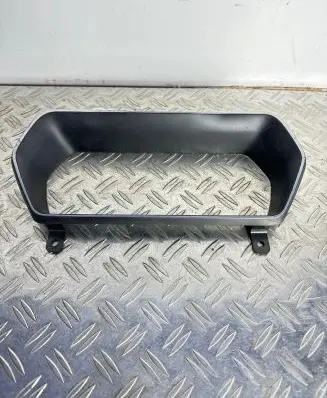 Tesla Model S Radio/GPS head unit trim 103304100C