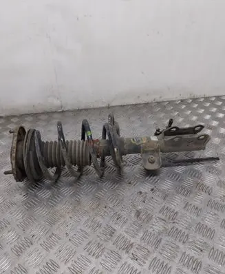 Toyota Auris 150 Front shock absorber/damper