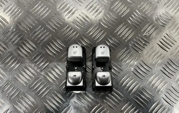 Hyundai Ioniq 5 Seat heating switch 93581GI040
