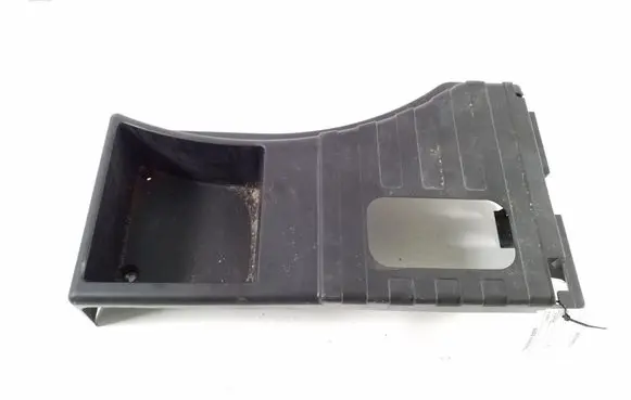 Porsche Cayenne (9Y0 9Y3) Other trunk/boot trim element 9Y0915431C