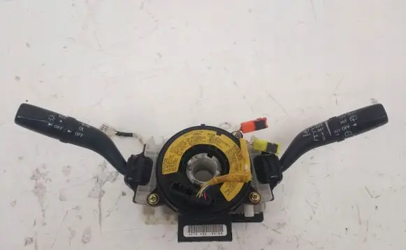 Wiper turn signal indicator stalk/switch