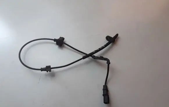 Honda CR-V Front ABS sensor wiring 57450T1E