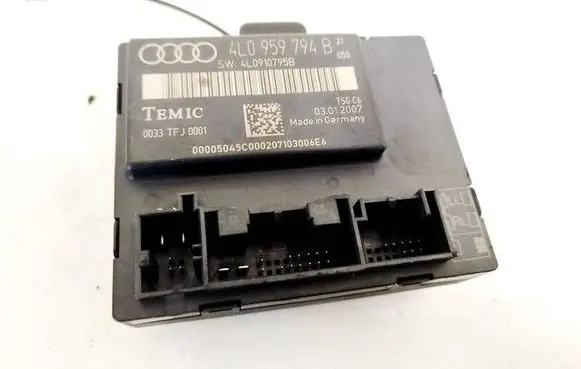 Audi Q7 4L Door control unit/module 4L0959794B 4L0910795B