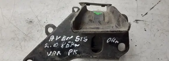 Toyota Avensis T250 Engine mount bracket