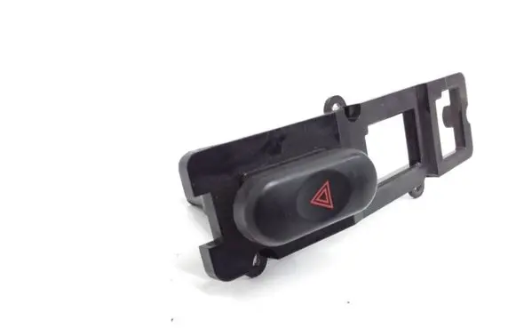 Mitsubishi Pajero Sport I Hazard light switch
