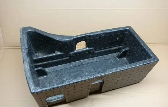 Skoda Yeti (5L) Tool box 5L6858857D