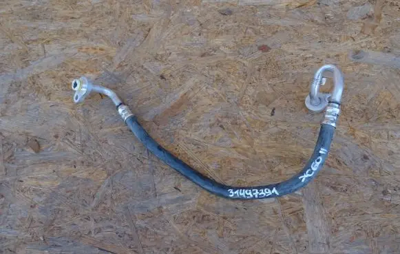 Volvo XC60 Air conditioning (A/C) pipe/hose 31497391