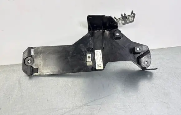 Land Rover Defender Other exterior part LPLA7869AD LPLA7B142AB