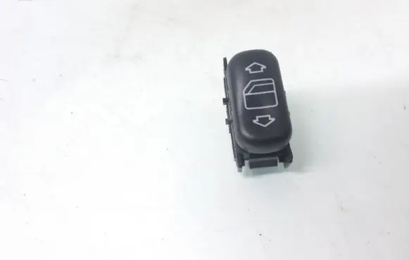 Mercedes-Benz E W210 Electric window control switch 2108208210