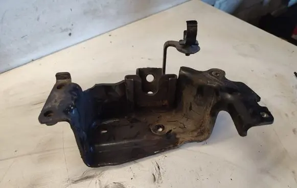 Peugeot Expert Fuel filter bracket/mount holder 148E3707