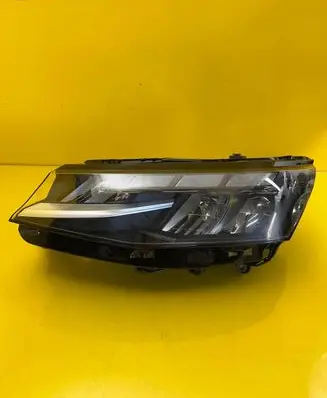 Volkswagen Transporter - Caravelle T7 Headlight/headlamp 7T1941035A