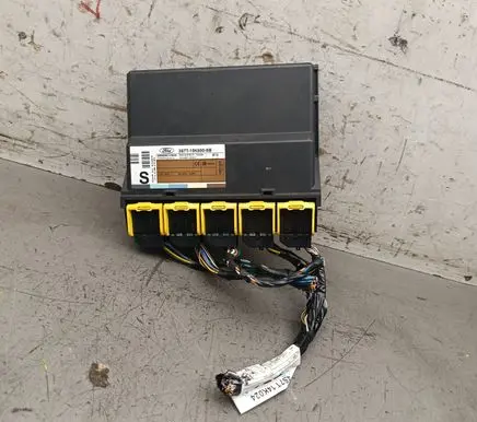 Ford Mondeo Mk III Comfort/convenience module 3S7T15K600SB 5WK48751D
