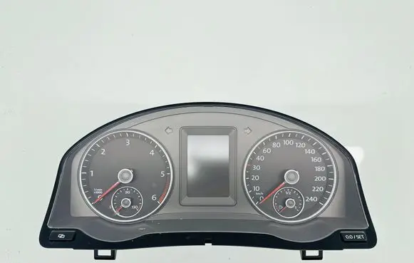 Volkswagen Golf Plus Speedometer (instrument cluster) VD104812 1173927652 5M0920872A