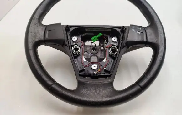 Volvo S40 Steering wheel