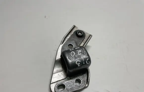 Mercedes-Benz E AMG W213 Sway bar bush bracket, front A2053230140