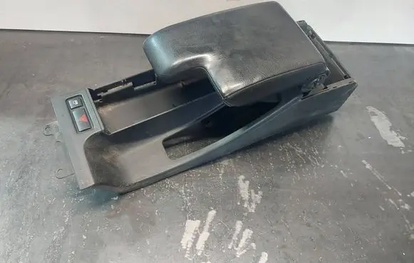 BMW 3 E46 Armrest 8213678 51168213678