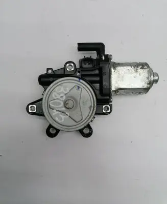 Nissan Tiida C11 Front door window regulator motor 82731AX00A