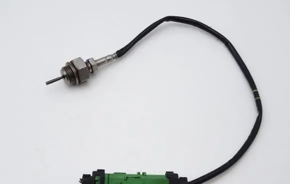 Renault Clio III Exhaust gas temperature sensor 
