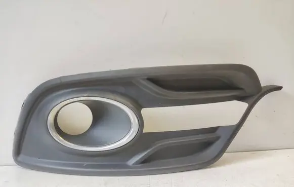 Renault Megane III Front fog light trim/grill 261A34193R 261A32193